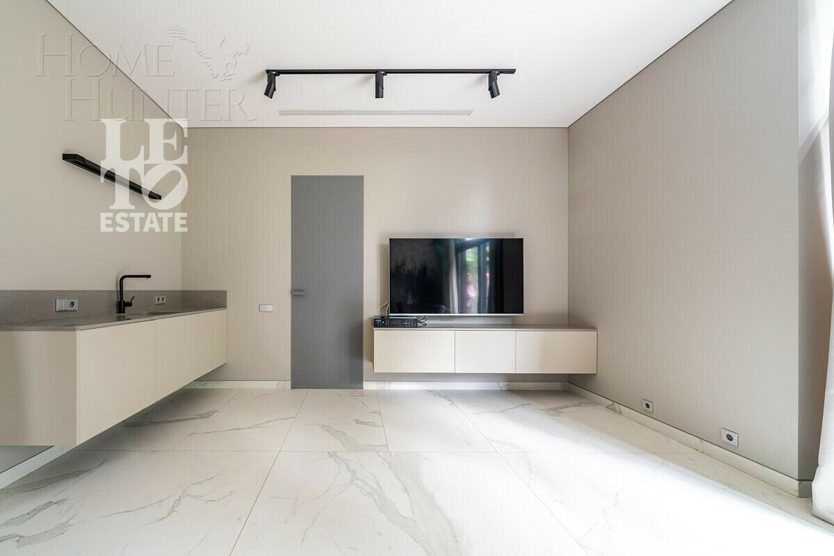 2-этажный коттедж 551.9 м² с отделкой