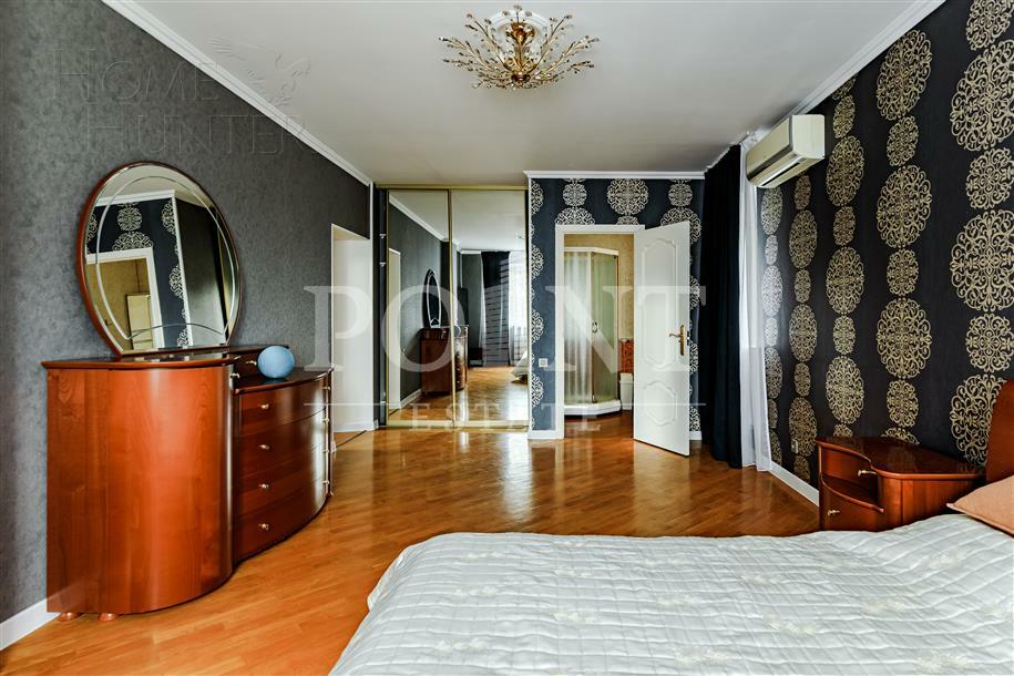 2-этажный коттедж 450 м² с отделкой