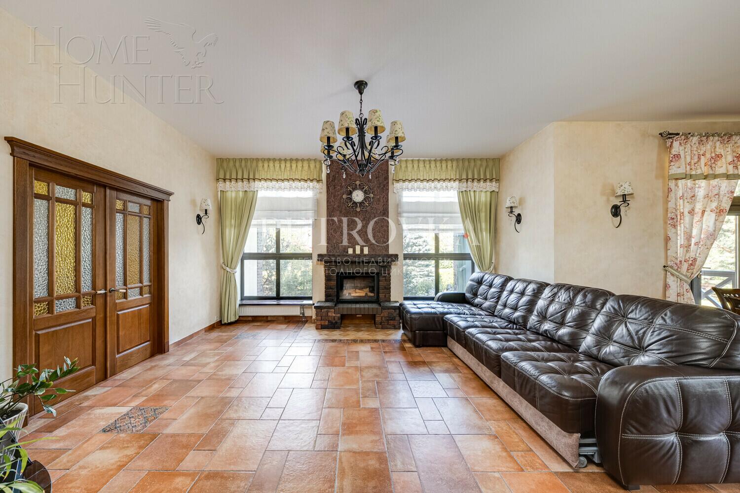 2-этажный коттедж 272.2 м² с отделкой
