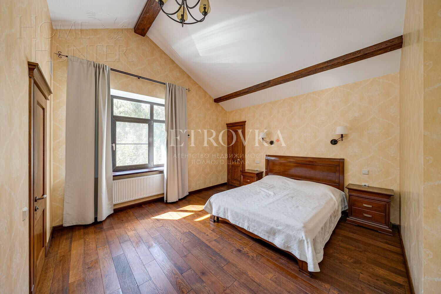 2-этажный коттедж 272.2 м² с отделкой