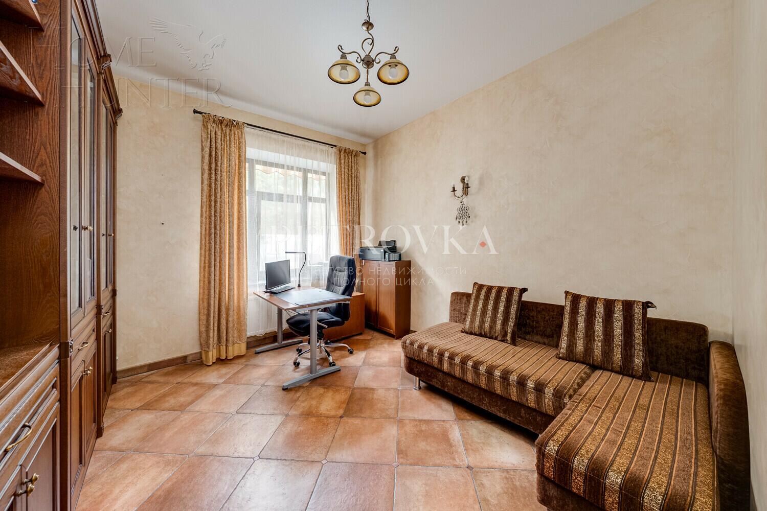 2-этажный коттедж 272.2 м² с отделкой