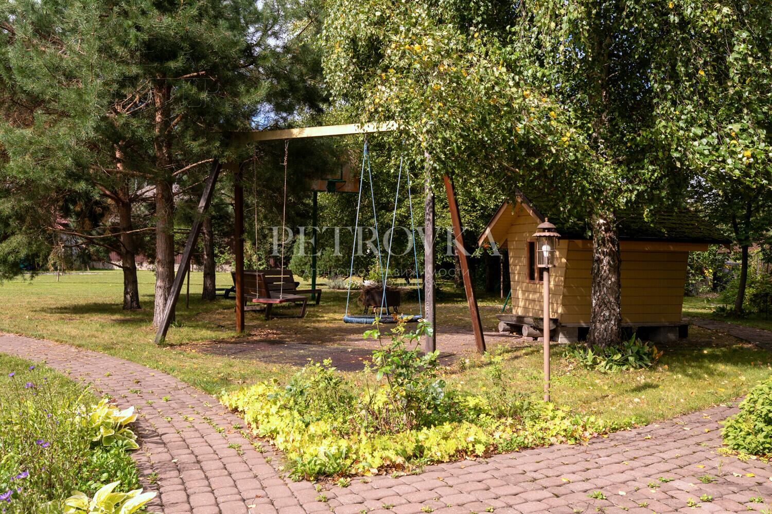 2-этажный коттедж 272.2 м² с отделкой