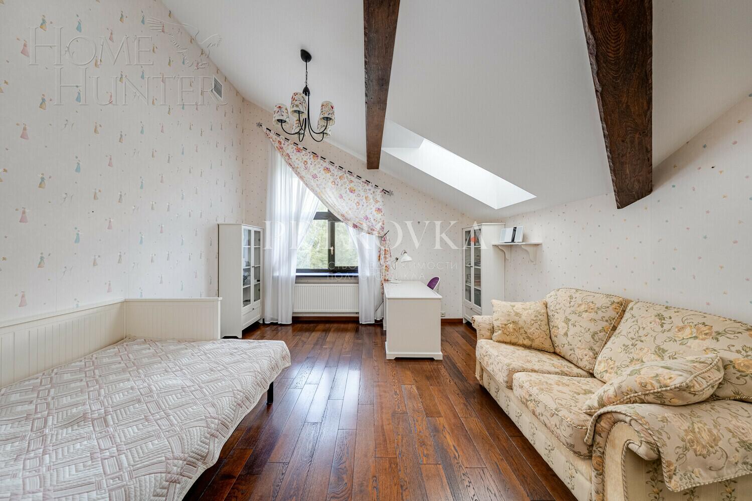 2-этажный коттедж 272.2 м² с отделкой