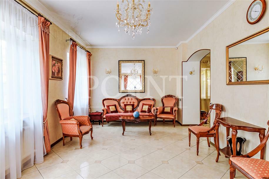 2-этажный коттедж 450 м² с отделкой