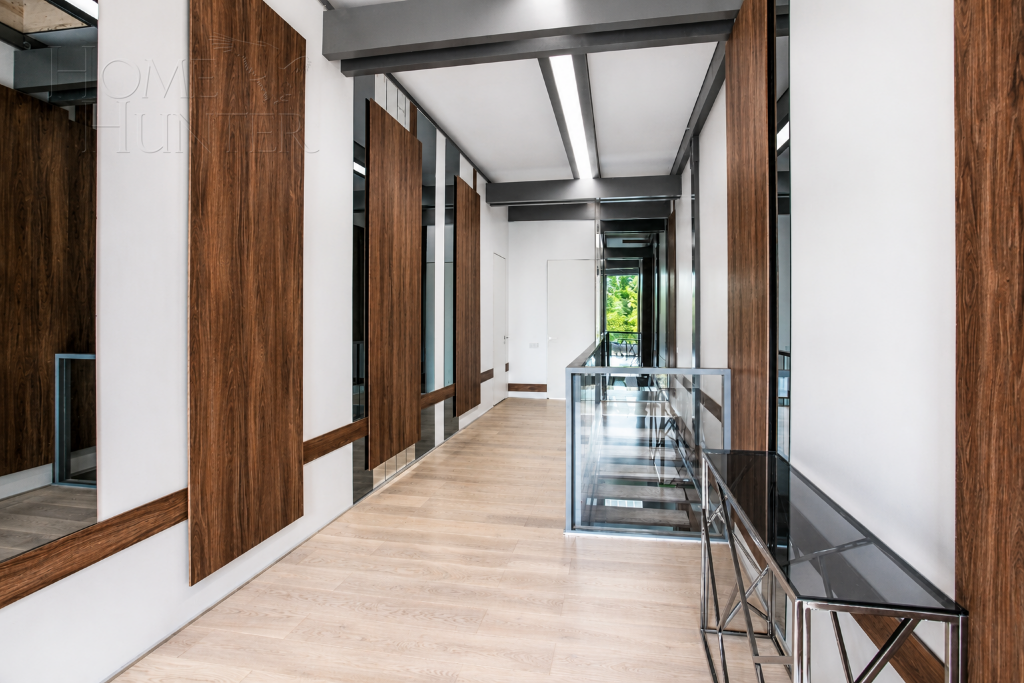 2-этажный коттедж 350 м² с отделкой
