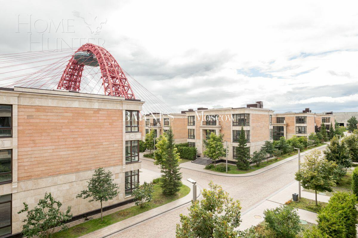4-УРОВНЕВЫЙ ТАУНХАУС БЕЗ ОТДЕЛКИ 420 М² НА 1 ЭТАЖЕ