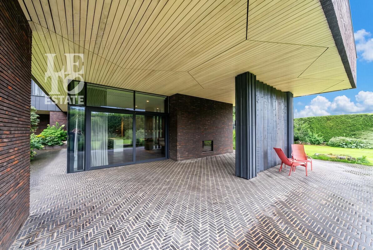 2-этажный коттедж 551.9 м² с отделкой