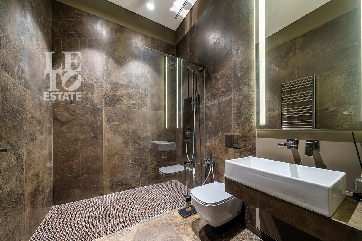 2-этажный коттедж 551.9 м² с отделкой