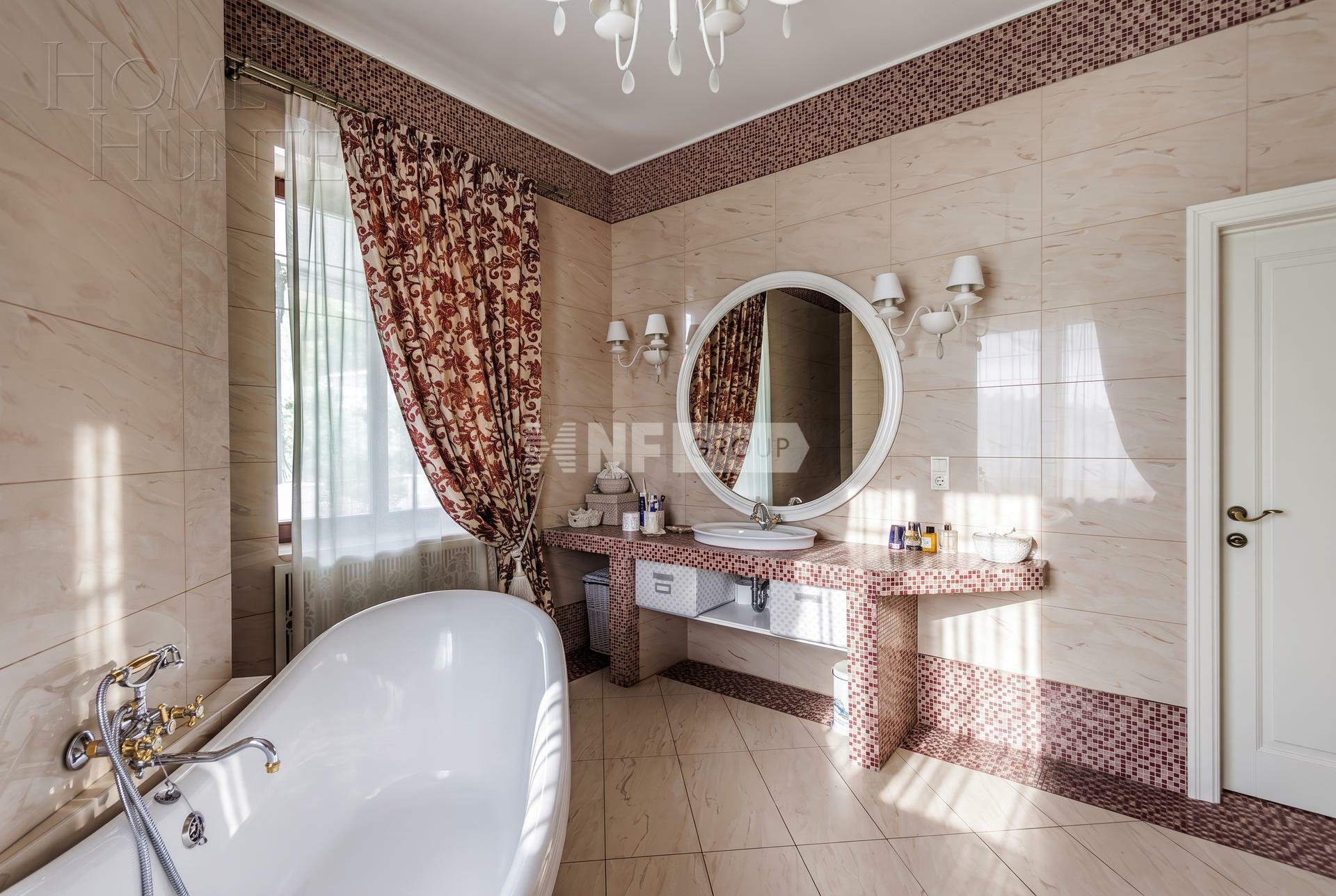 2-этажный коттедж 690 м² с отделкой
