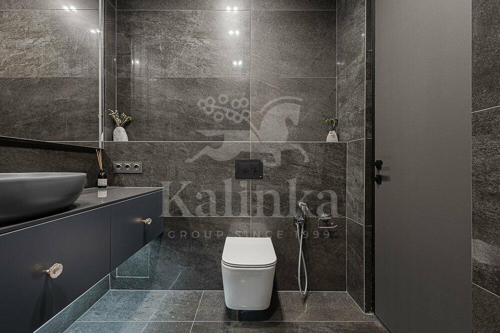 4-КОМН. КВАРТИРА С ОТДЕЛКОЙ 126.5 М² НА 38 ЭТАЖЕ
