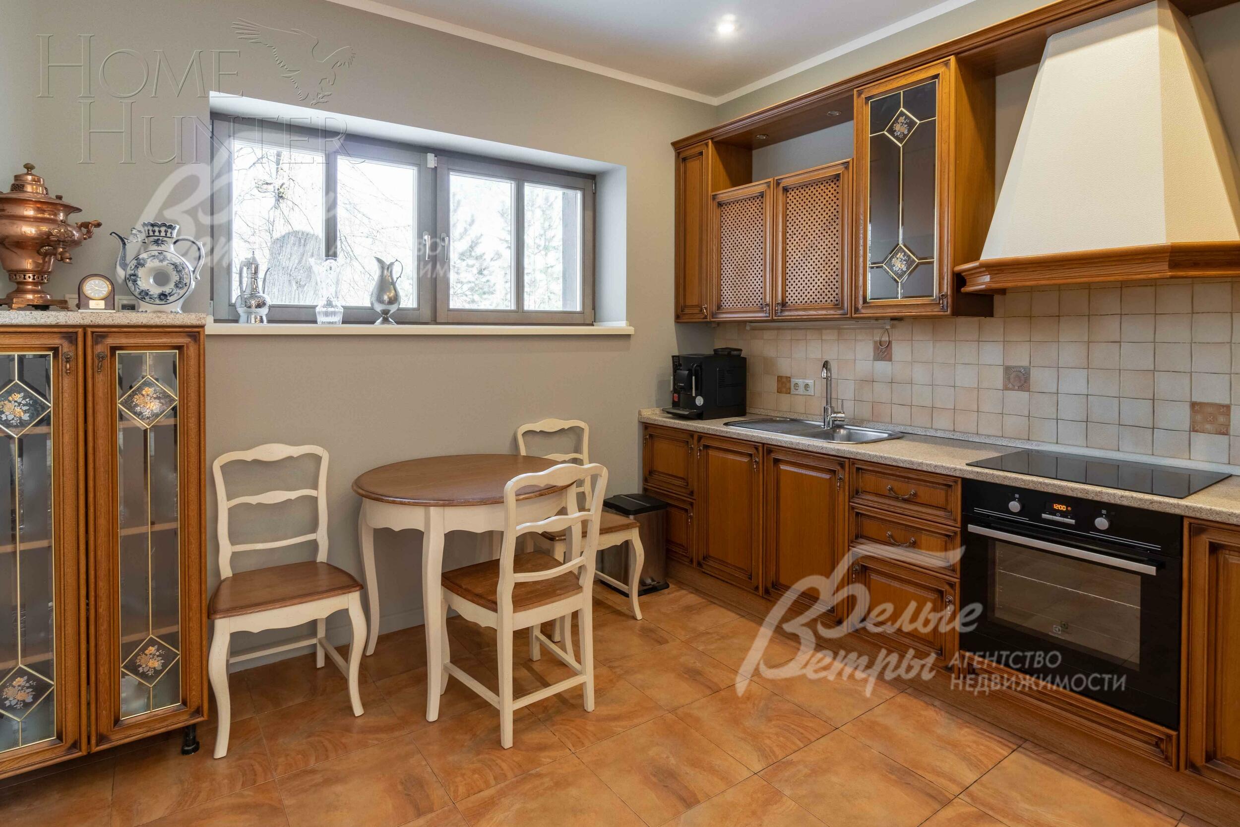 2-этажный коттедж 307 м² с отделкой