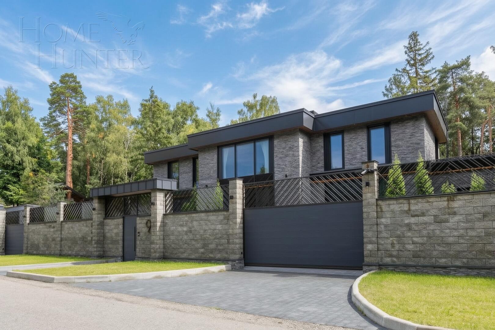 1-этажный коттедж 1 700 м² без отделки