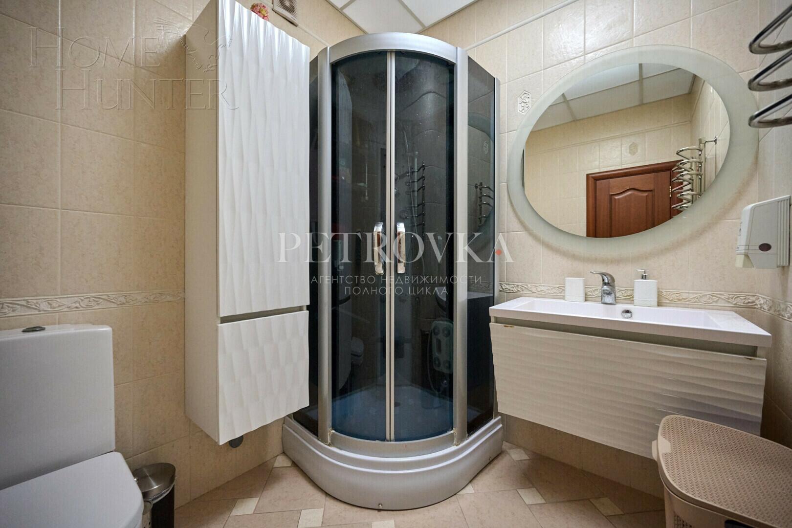 3-этажный коттедж 680.4 м² с отделкой