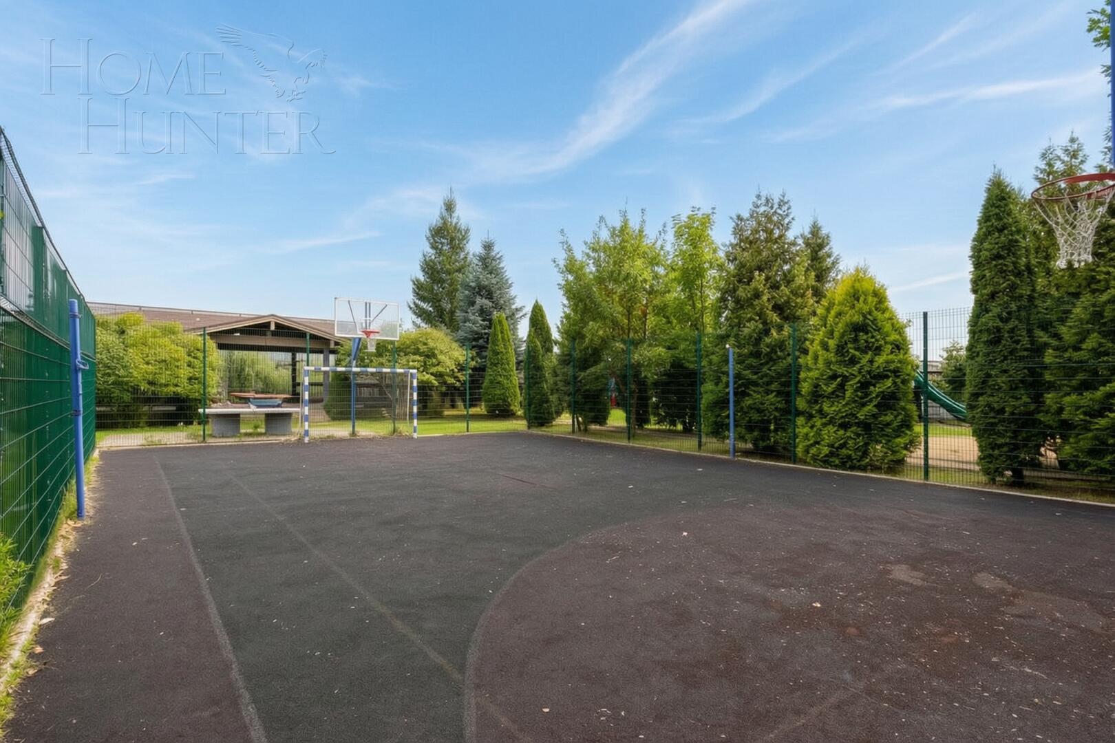 1-этажный коттедж 1 700 м² без отделки
