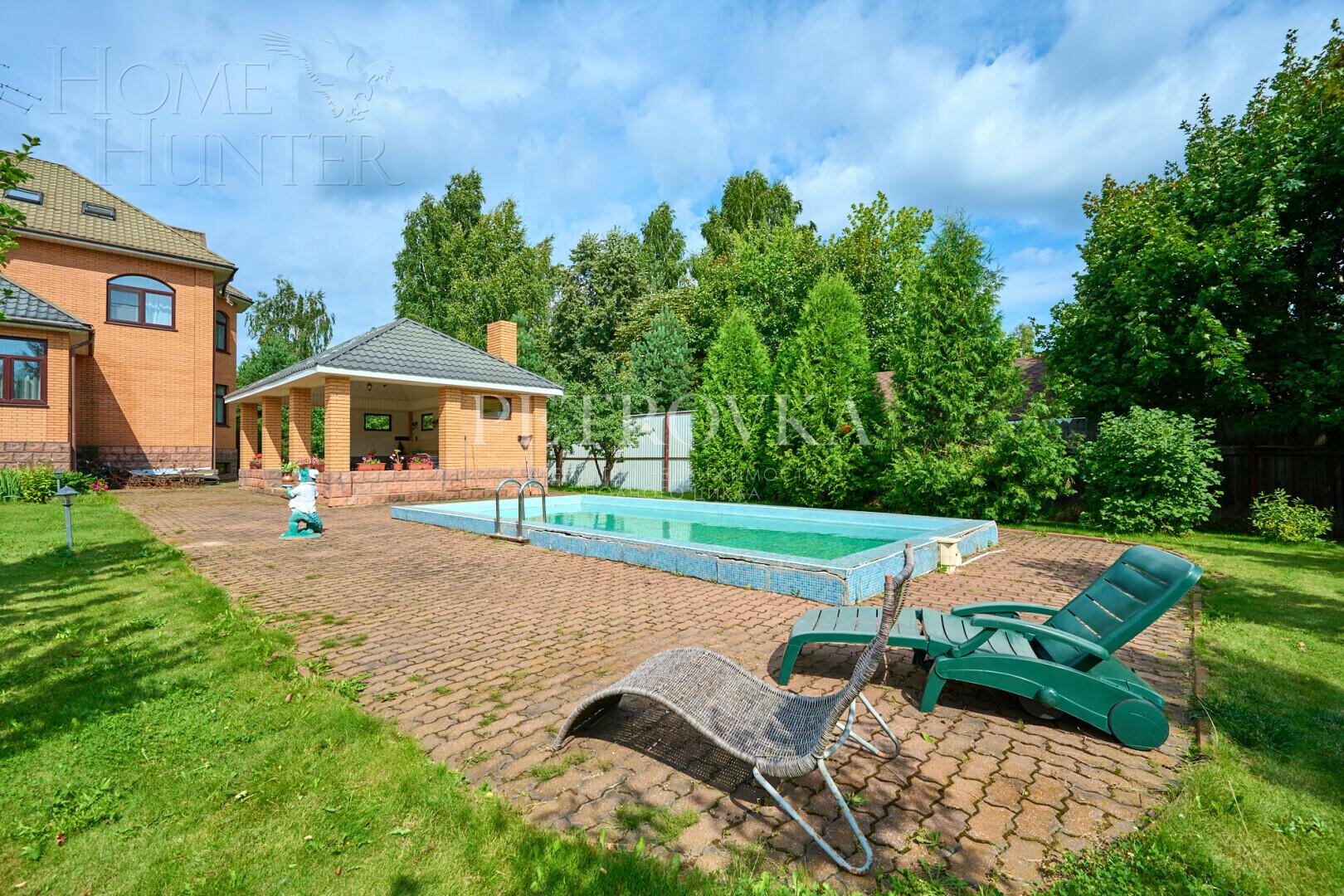 3-этажный коттедж 680.4 м² с отделкой