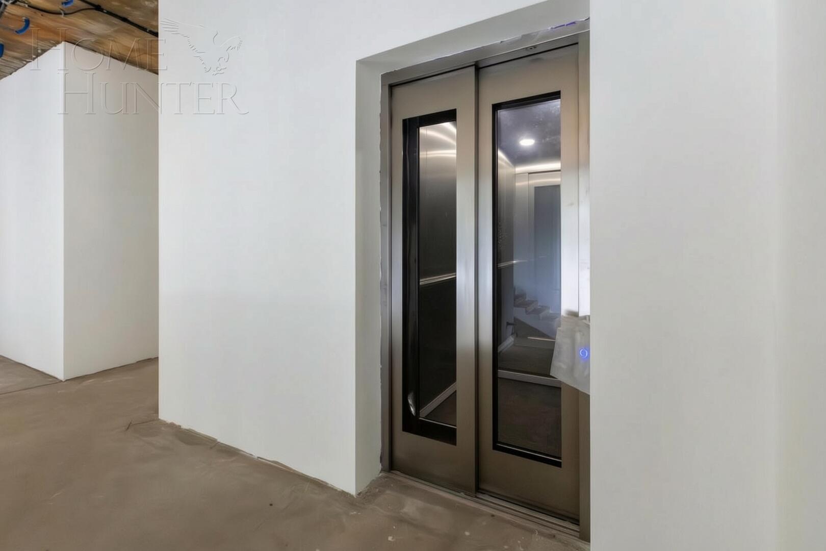 1-этажный коттедж 1 700 м² без отделки