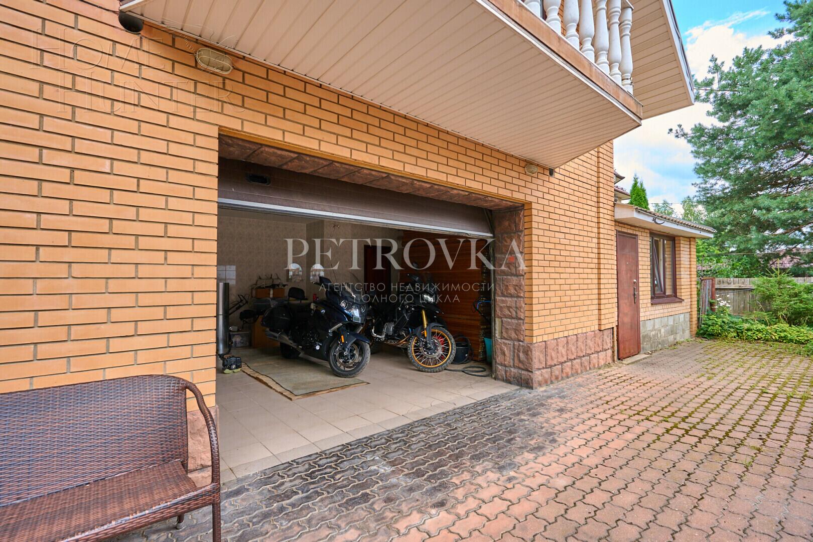 3-этажный коттедж 680.4 м² с отделкой