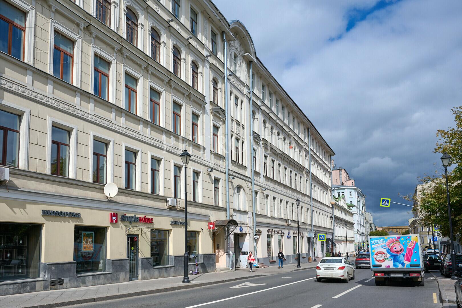 4-КОМН. КВАРТИРА С ОТДЕЛКОЙ 131.7 М² НА 2 ЭТАЖЕ