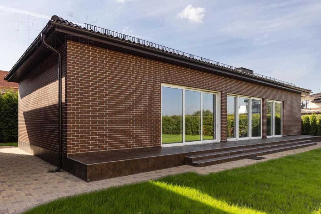 2-этажный коттедж 900 м² с отделкой