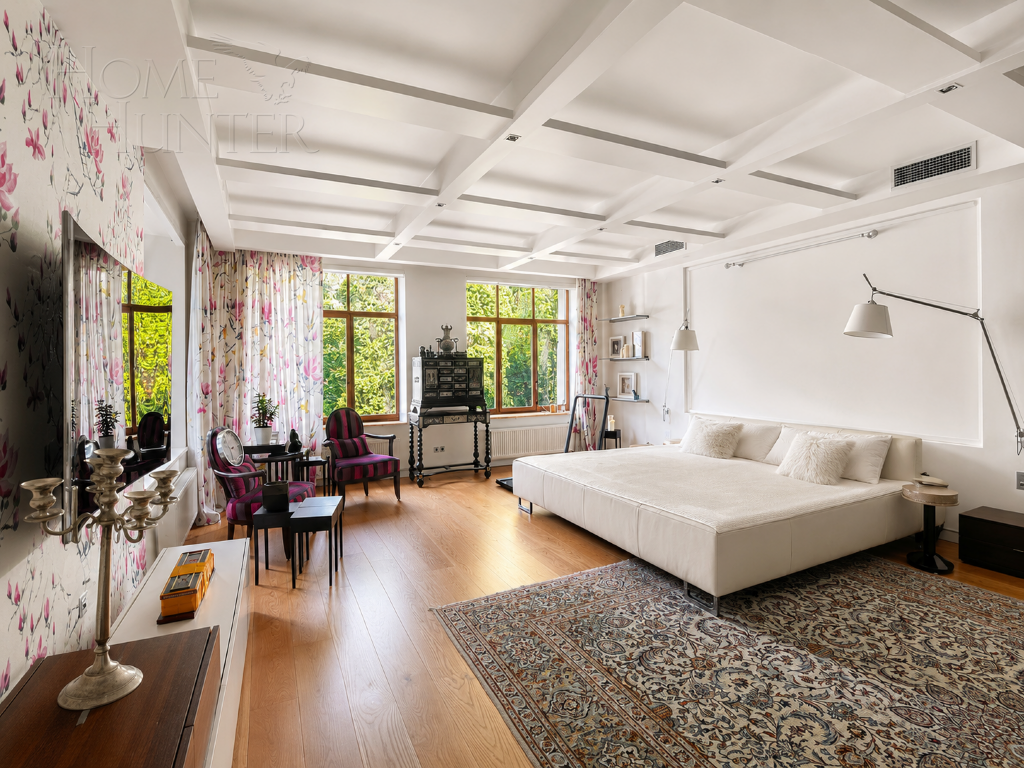 2-этажный коттедж 1 250 м² с отделкой