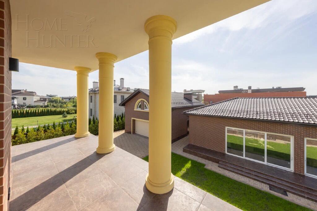 2-этажный коттедж 900 м² с отделкой