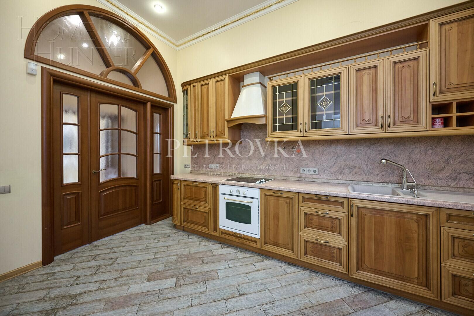 4-КОМН. КВАРТИРА С ОТДЕЛКОЙ 131.7 М² НА 2 ЭТАЖЕ