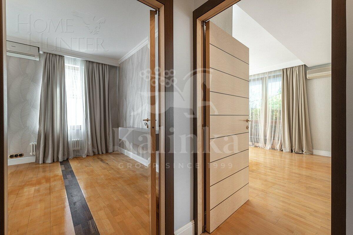 3-КОМН. КВАРТИРА С ОТДЕЛКОЙ 135 М² НА 3 ЭТАЖЕ