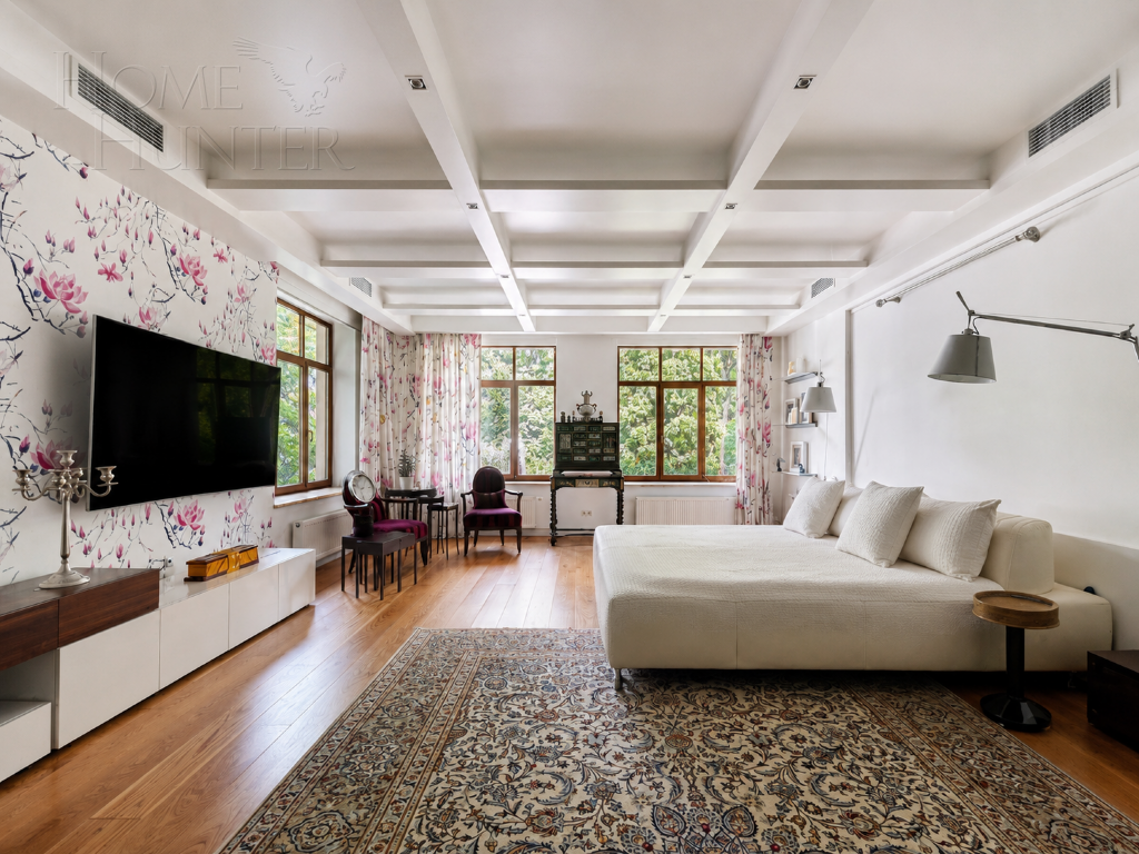 2-этажный коттедж 1 250 м² с отделкой