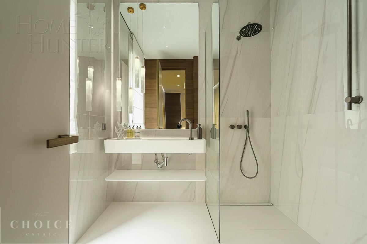 2-этажный коттедж 1 050 м² с отделкой