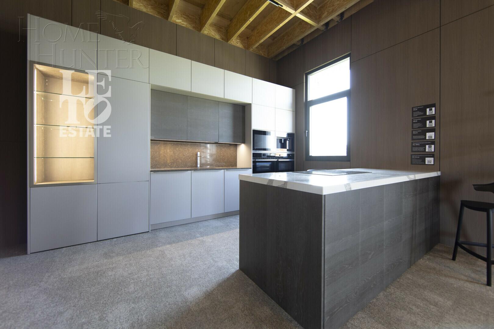 2-этажный коттедж 380 м² без отделки