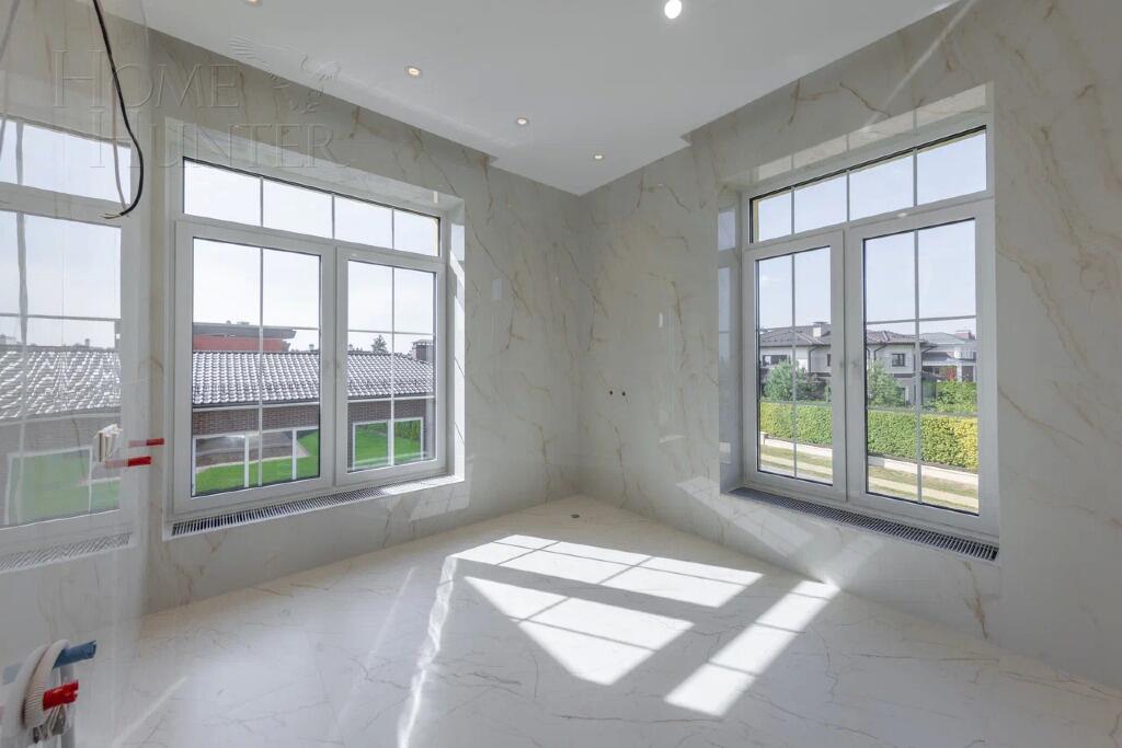 2-этажный коттедж 900 м² с отделкой