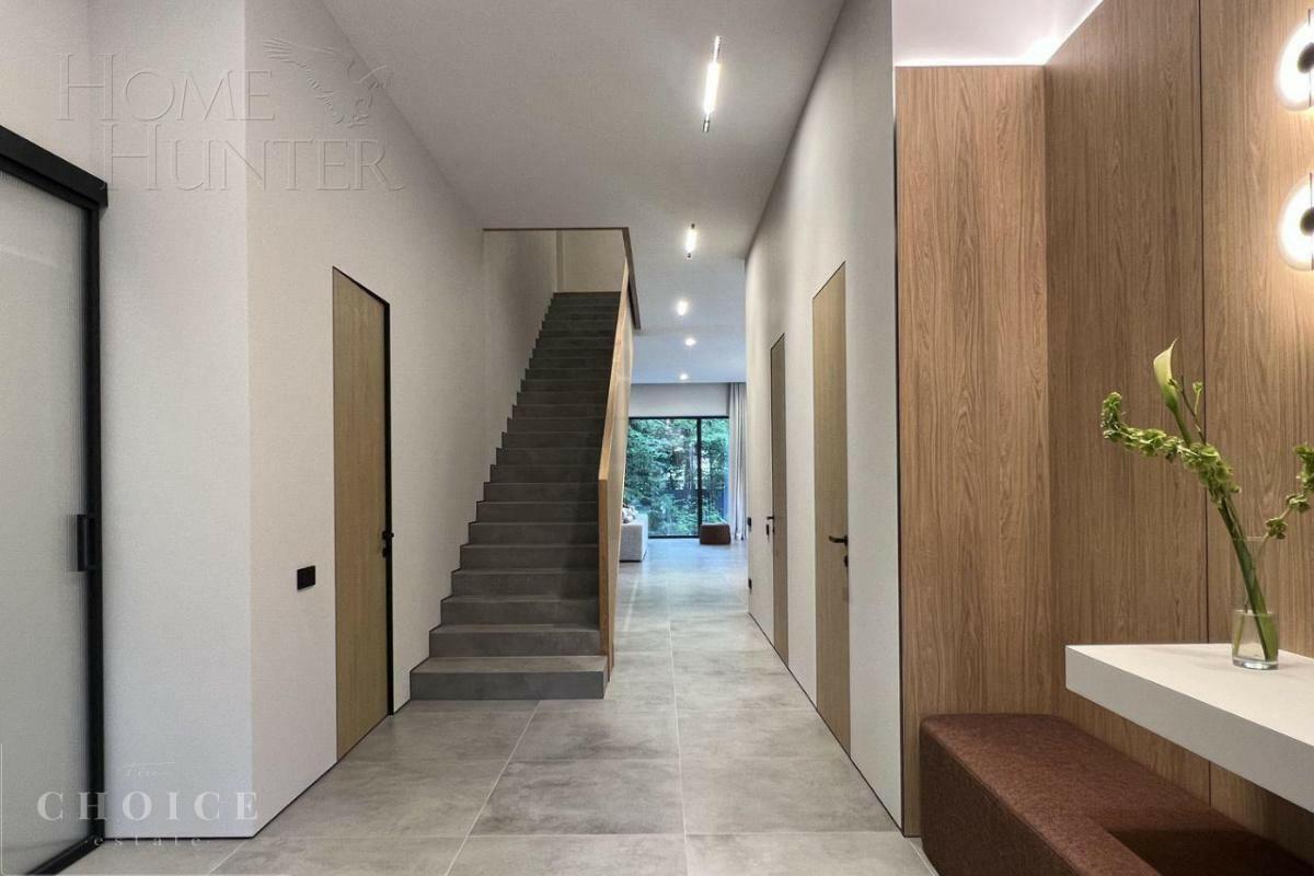 2-этажный коттедж 520 м² с отделкой