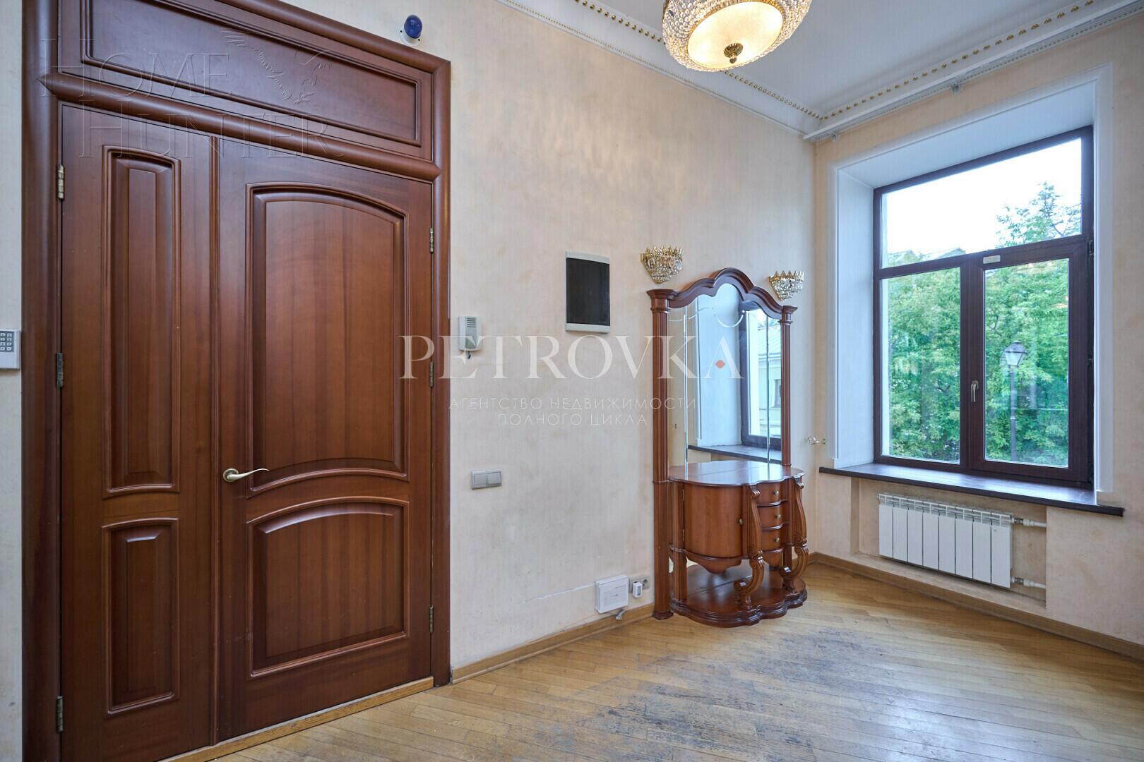 4-КОМН. КВАРТИРА С ОТДЕЛКОЙ 131.7 М² НА 2 ЭТАЖЕ