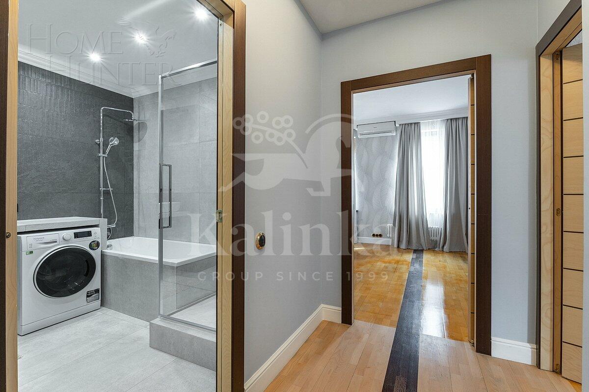 3-КОМН. КВАРТИРА С ОТДЕЛКОЙ 135 М² НА 3 ЭТАЖЕ