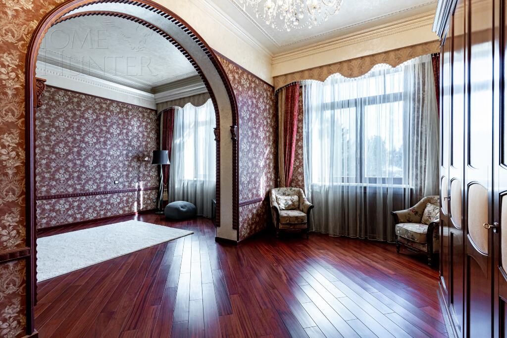 3-этажный коттедж 2 235 м² с отделкой