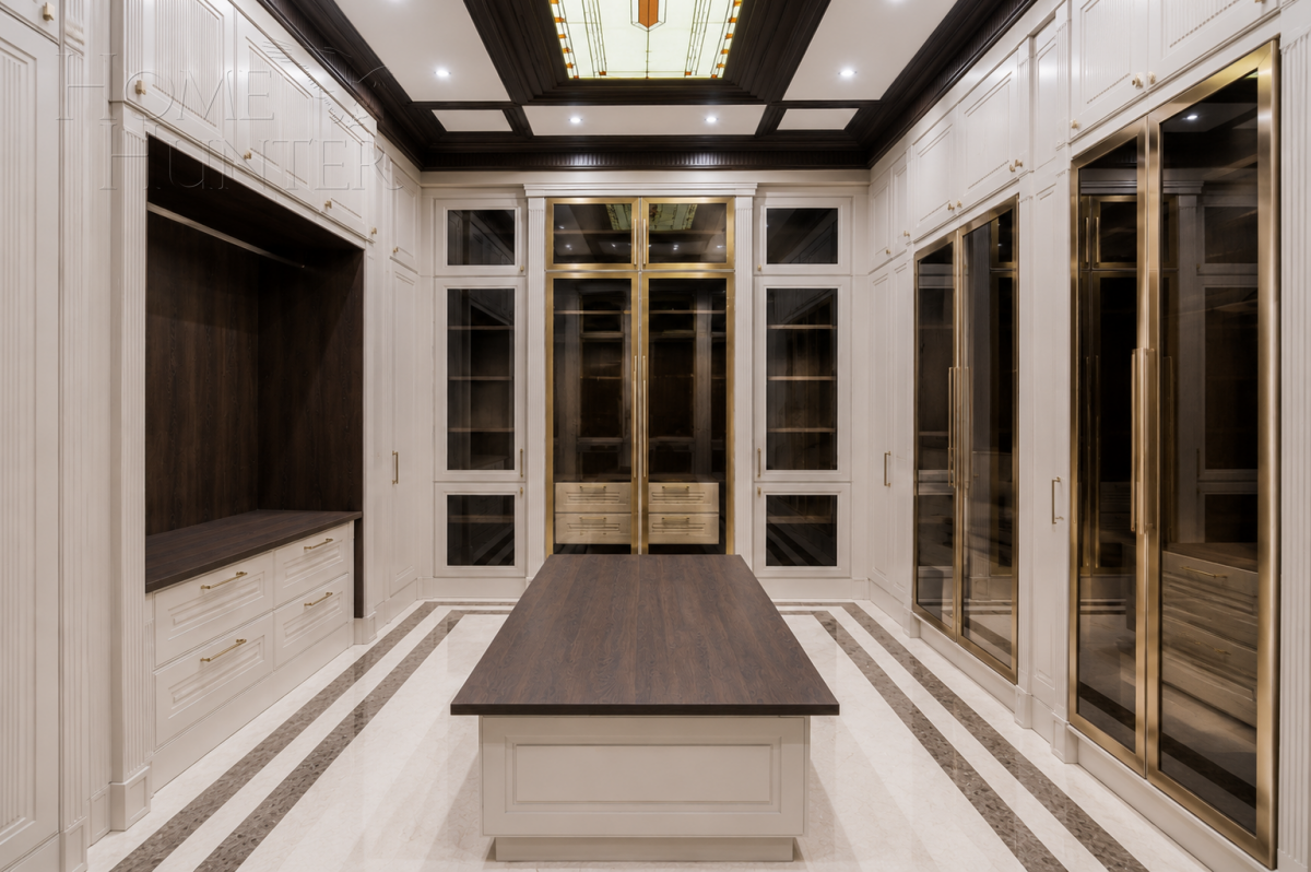 2-этажный коттедж 1 800 м² с отделкой
