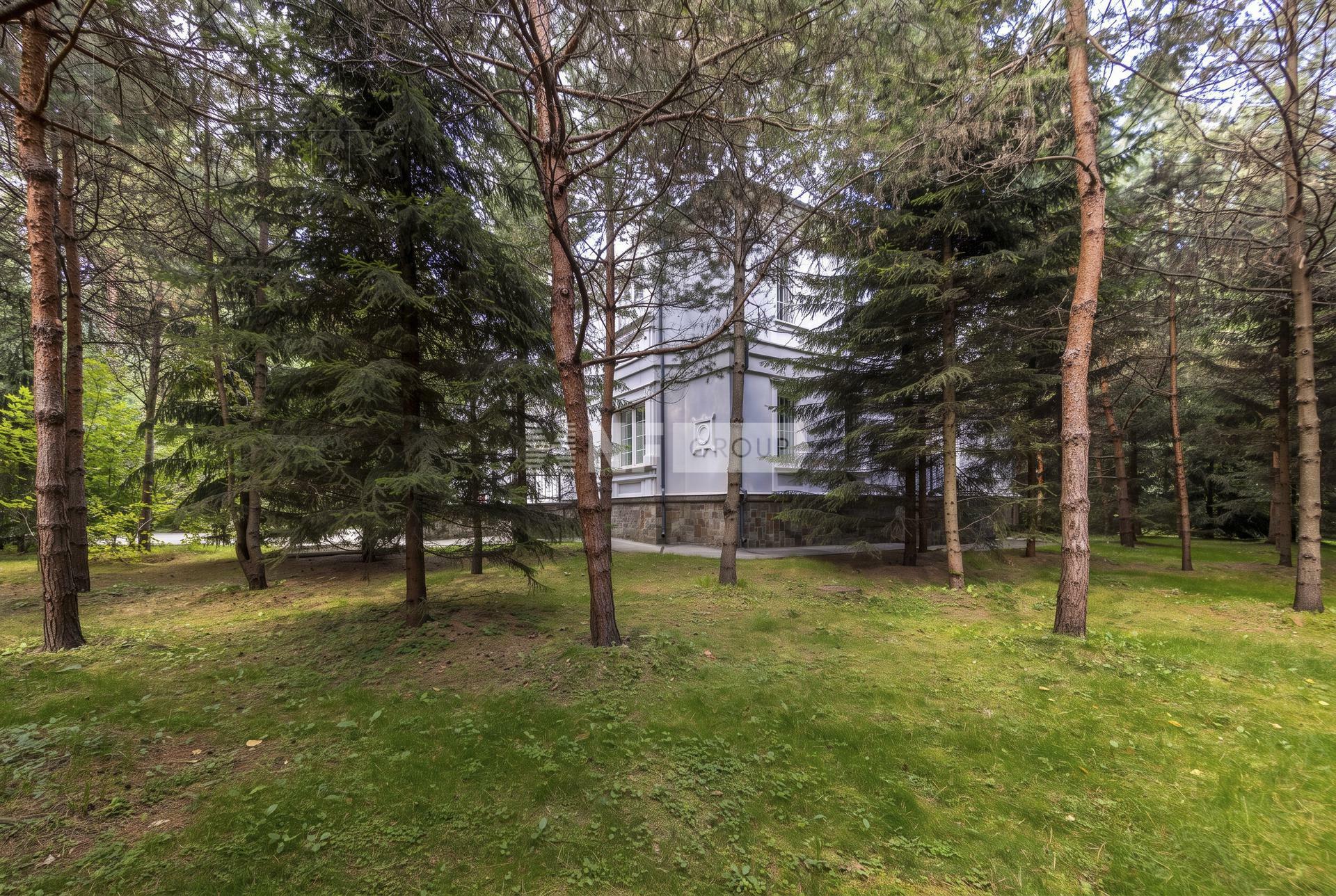 2-этажный коттедж 732.9 м² с отделкой