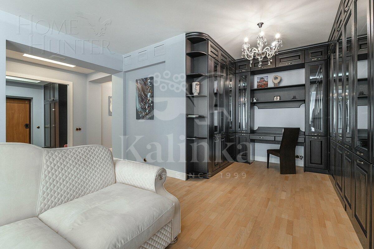 3-КОМН. КВАРТИРА С ОТДЕЛКОЙ 135 М² НА 3 ЭТАЖЕ