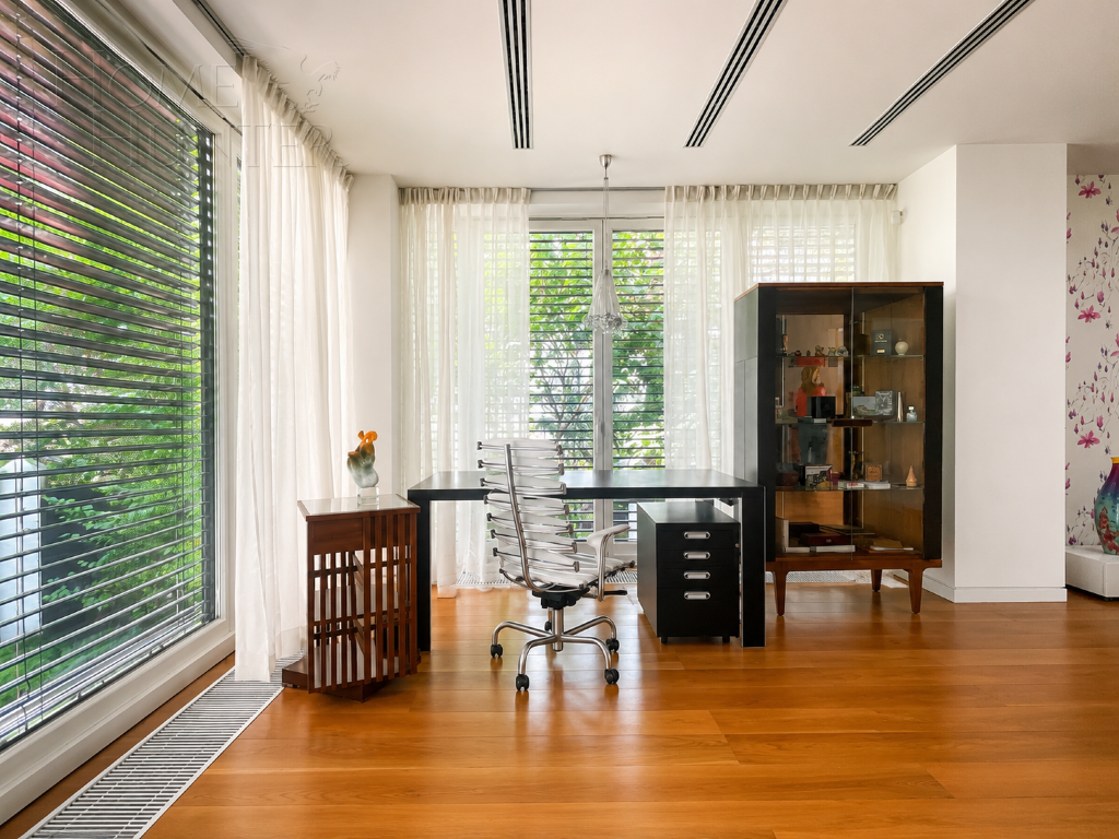2-этажный коттедж 1 250 м² с отделкой