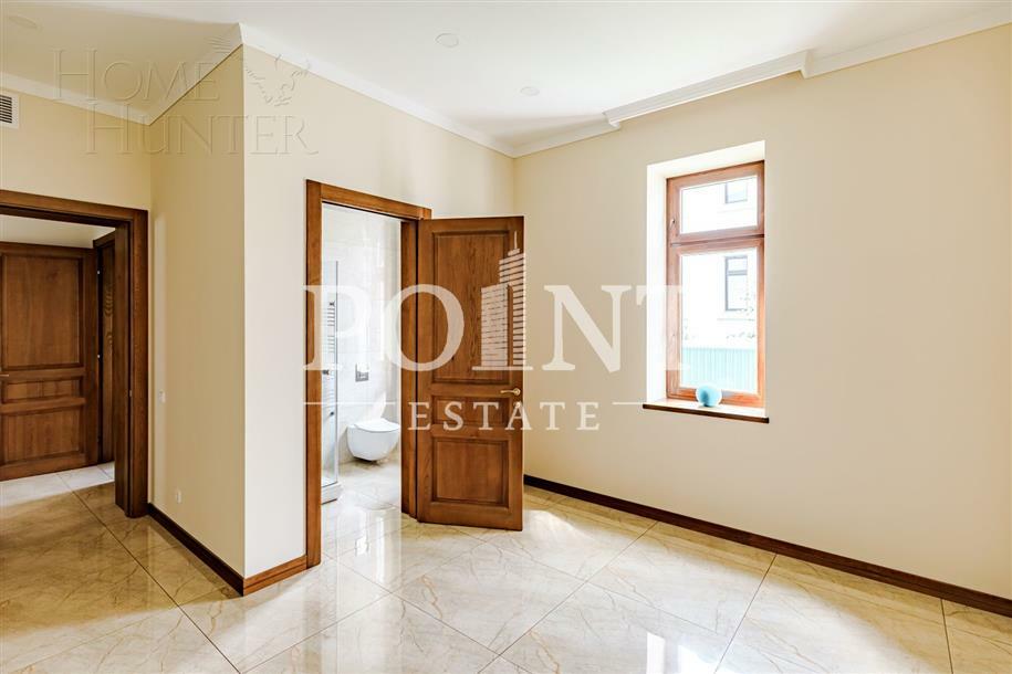 2-этажный коттедж 900 м² с отделкой