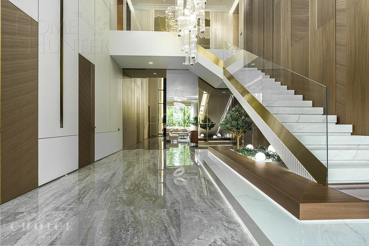 2-этажный коттедж 1 050 м² с отделкой