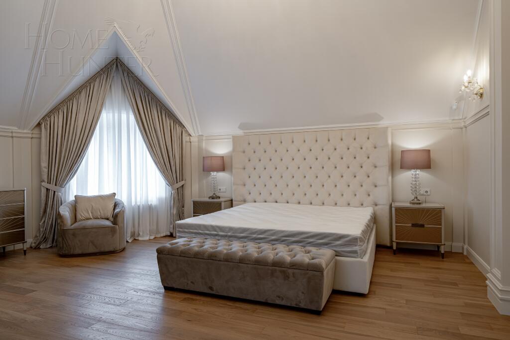 2-этажный коттедж 1 350 м² с отделкой
