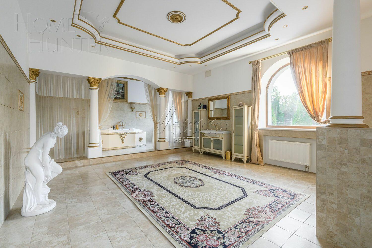 2-этажный коттедж 1 250 м² с отделкой