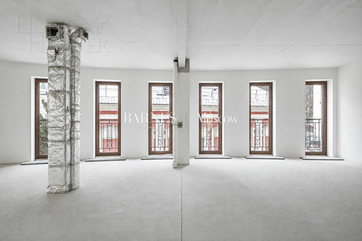 3-УРОВНЕВЫЕ АПАРТАМЕНТЫ БЕЗ ОТДЕЛКИ 664.7 М² НА 3 ЭТАЖЕ