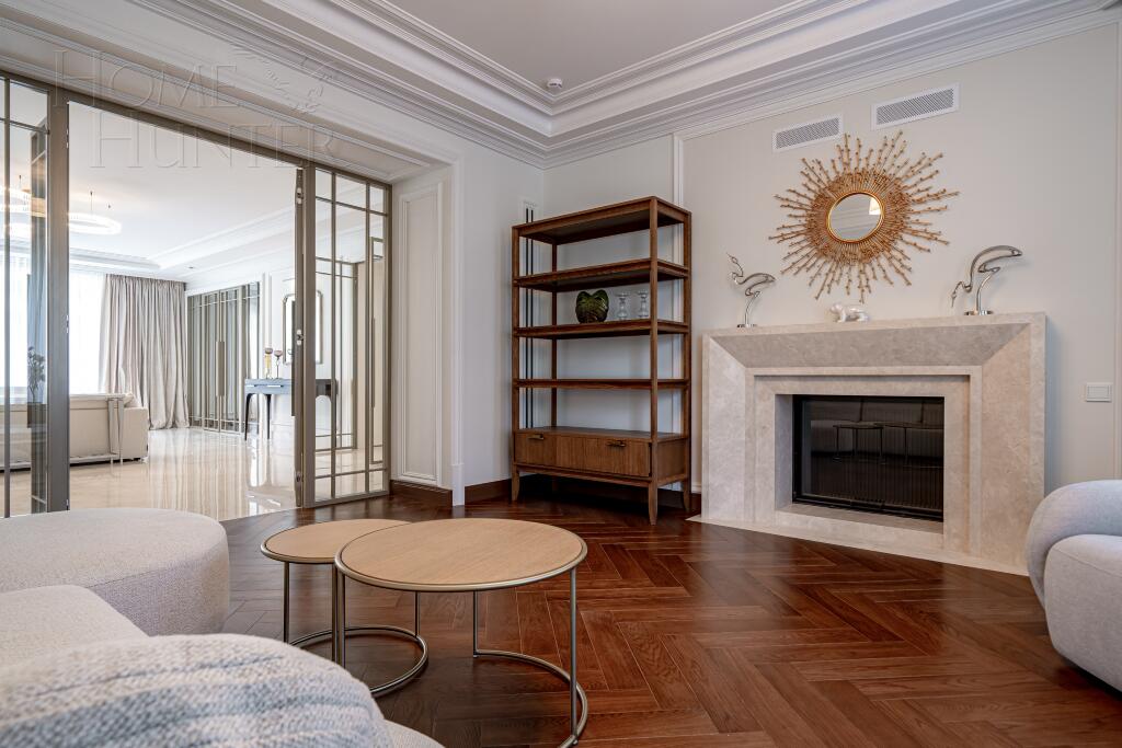 2-этажный коттедж 1 350 м² с отделкой