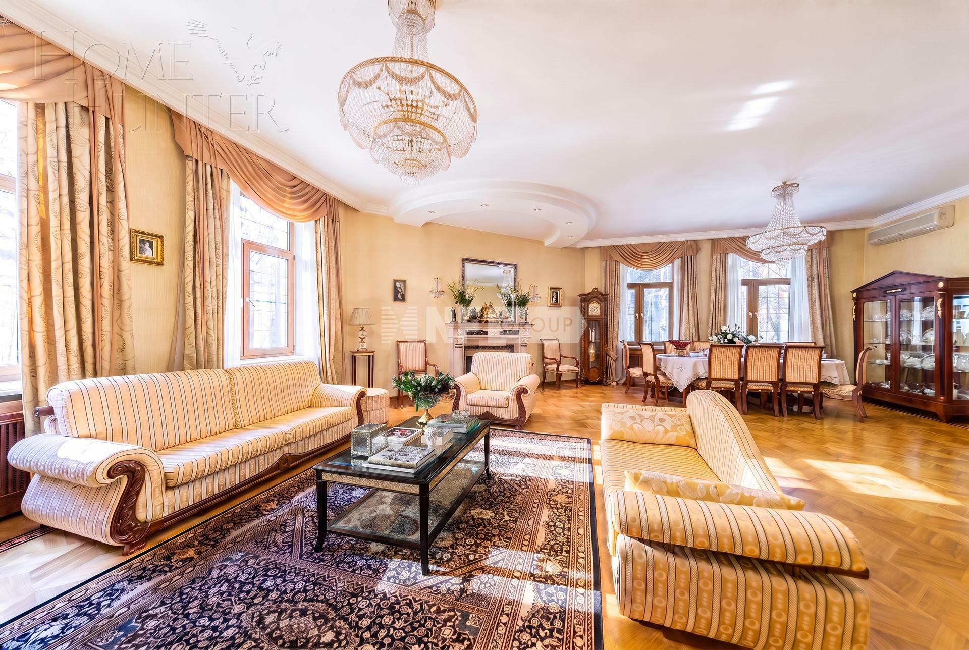2-этажный коттедж 1 100 м² с отделкой