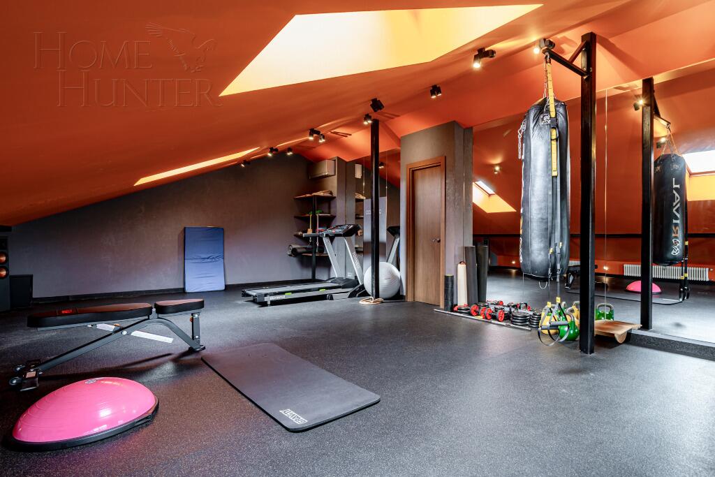 2-этажный коттедж 700 м² с отделкой