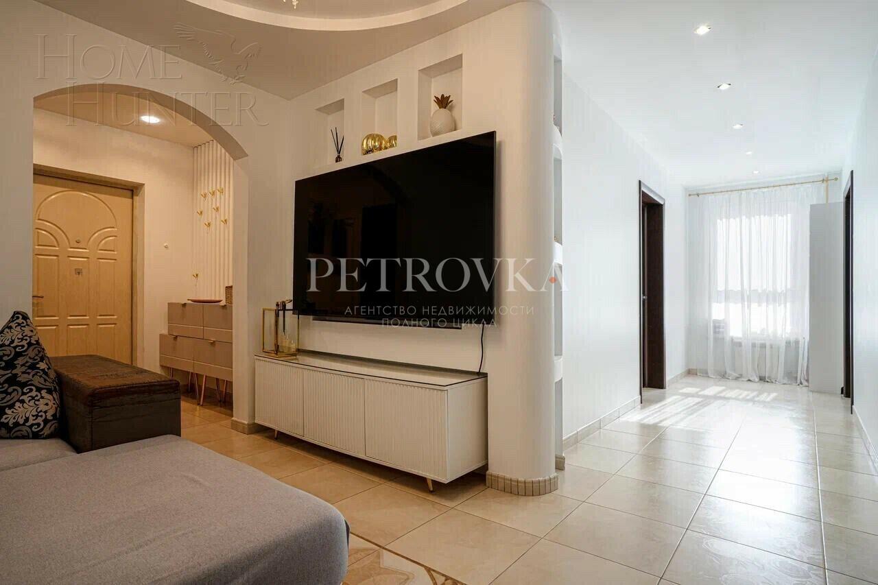 4-КОМН. КВАРТИРА С ОТДЕЛКОЙ 107 М² НА 2 ЭТАЖЕ