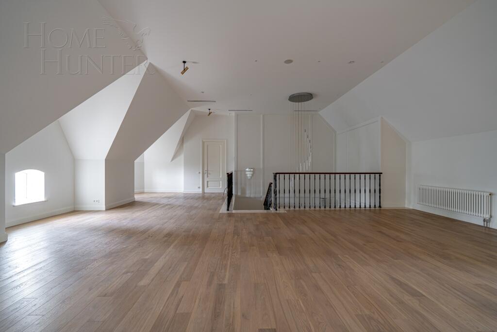 2-этажный коттедж 1 350 м² с отделкой