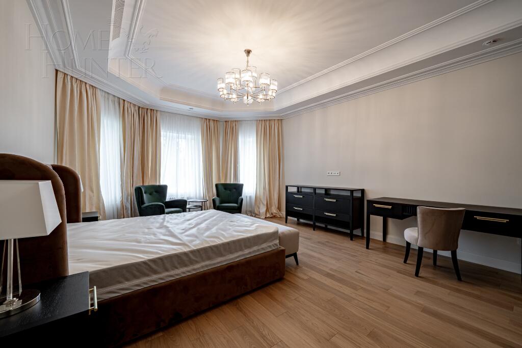 2-этажный коттедж 1 350 м² с отделкой